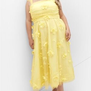 City Chic Yellow Floral Midi Dress with Appliqué